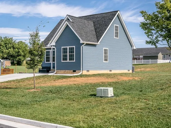 391 Sunset Springs Ct, Broadway, VA 22815