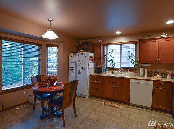 3rd image of 6705 86th Ave NE