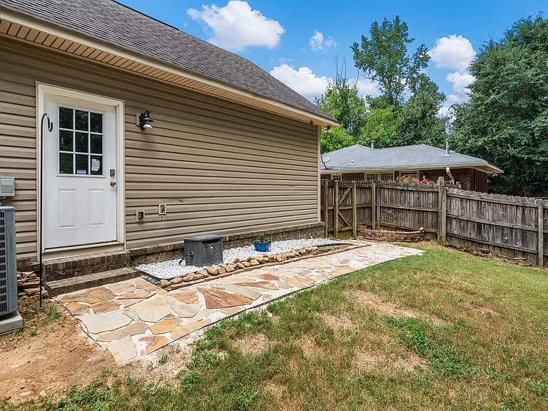 6204 Perry Ave — Photo 24