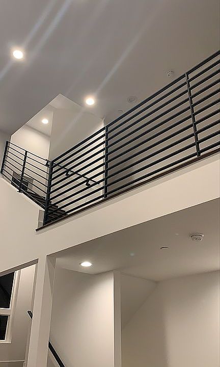 1st image of 6021 W Beachwood Ln