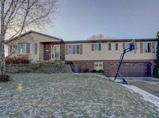 650 Prisk St, Belleville, WI 53508