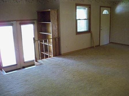 2nd image of 5138 Rosemont Dr.