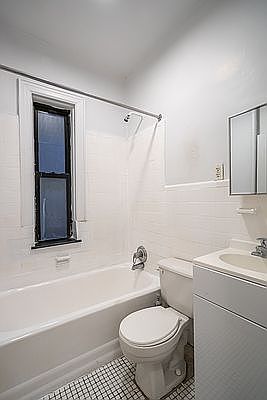 4th image of 142 E 27th St #3BB
