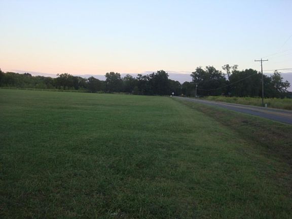 3rd image of 4825 Highway 107 S