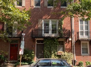 261 S 3rd St, Philadelphia, PA 19106