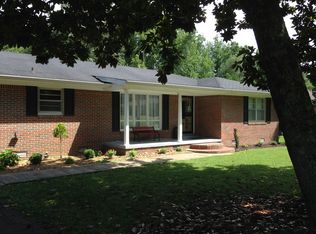 448 Circle Dr, Huntingdon, TN 38344