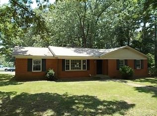 2701 Tolen St NW, Huntsville, AL 35810