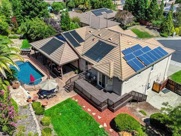 6813 Helstone Ct, Rocklin, CA 95677