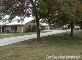 544 Etheredge Rd, Longview, TX 75602