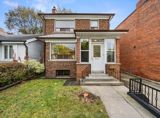 495 Saint Johns Rd, Toronto, ON M6S2L6