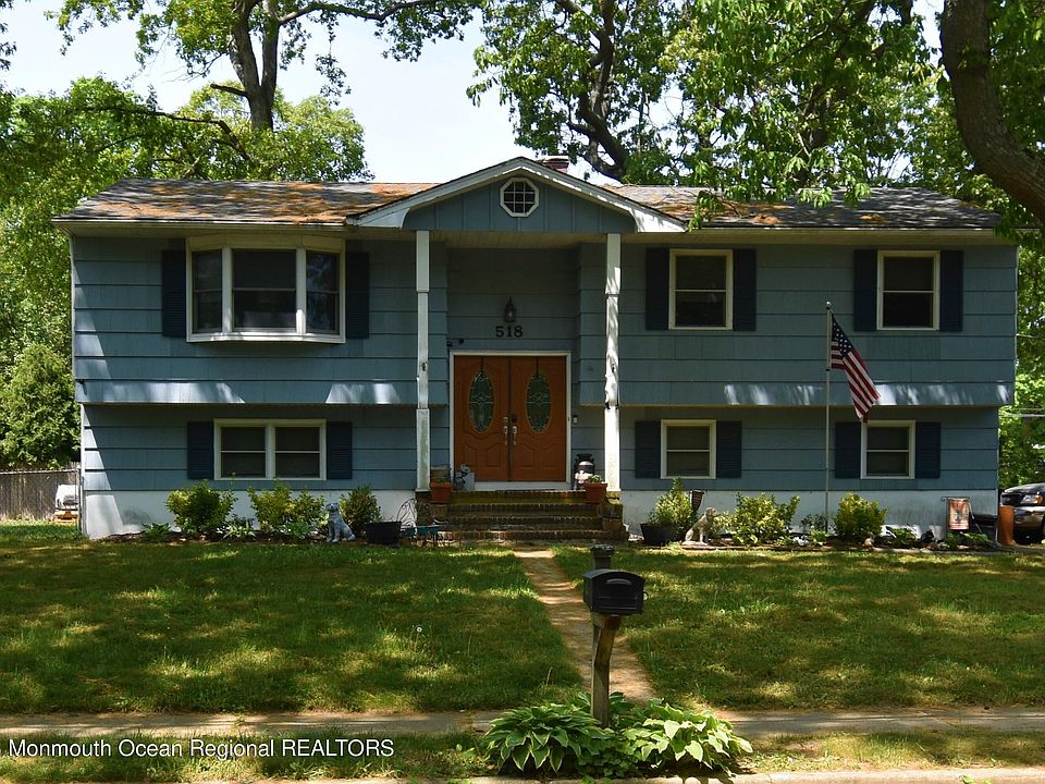 1st image of 518 River Drive
