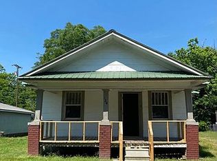 724 N Oak St, Checotah, OK 74426