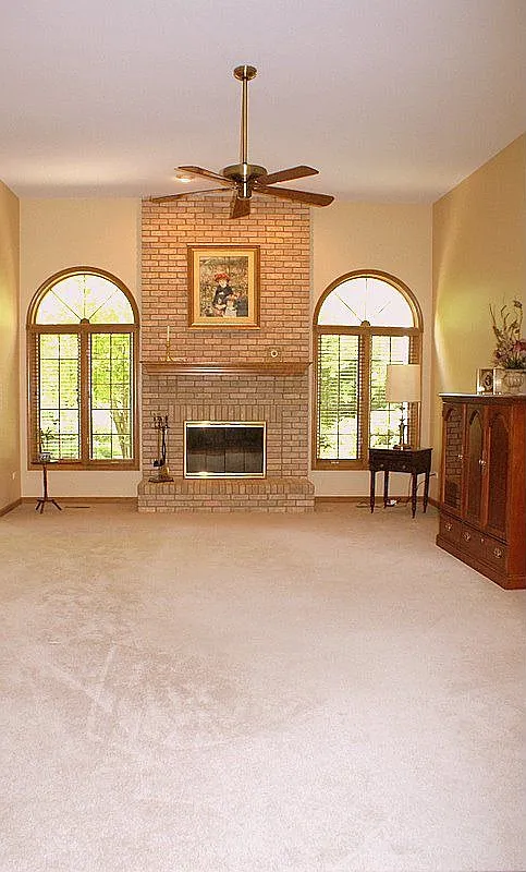 2414 Collegewood Ct photo 1