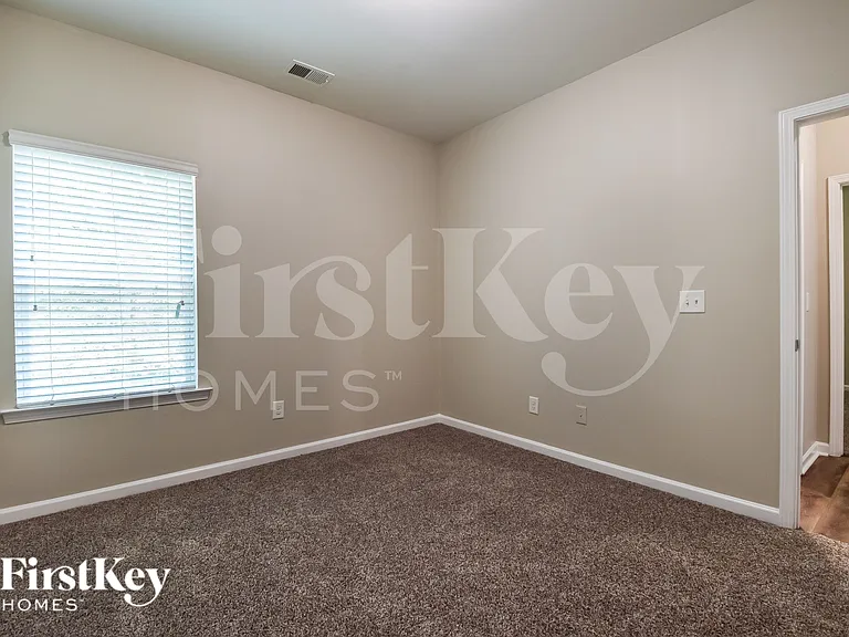 230 Hickory Commons Way — Photo 14