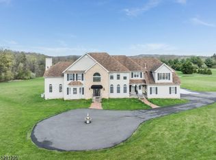 201 Sidney Rd, Pittstown, NJ 08867