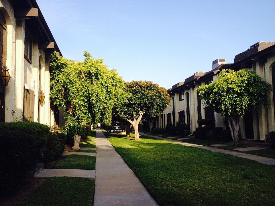 1st image of 1301 S Greenwood Ave APT 22