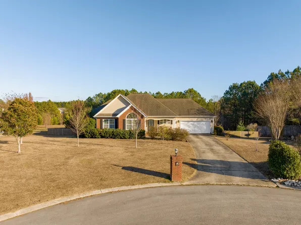 8 Maple Leaf Dr, Rock Spring, GA 30739