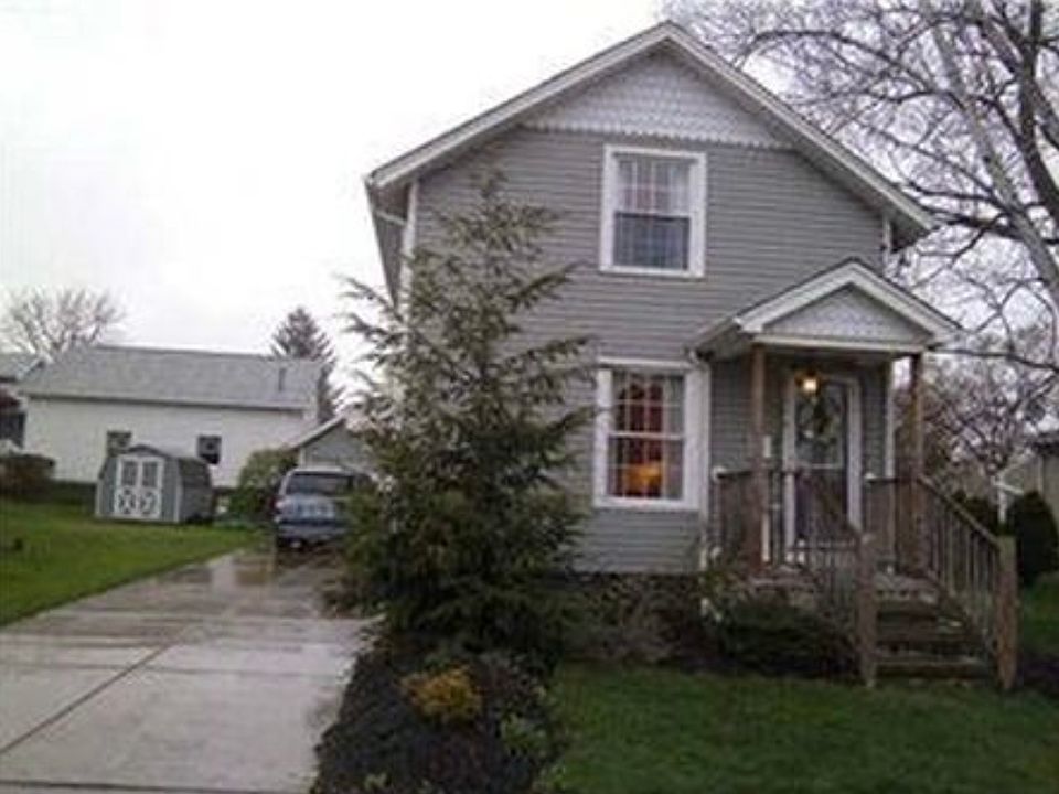 1st image of 5 Centennial St