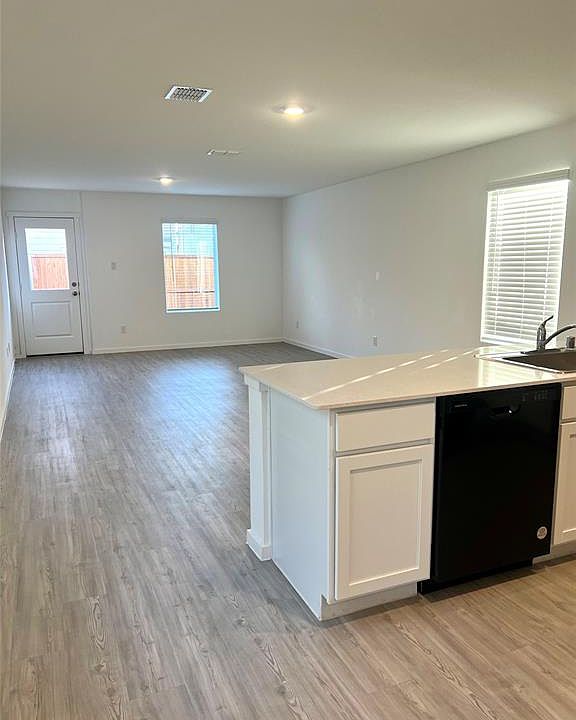 1st image of 12140 Thoroughbred Dr #12140