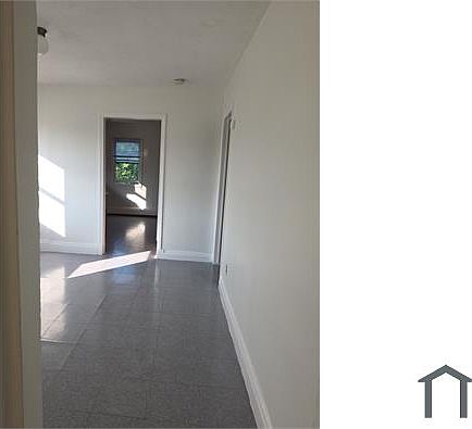 3rd image of 14 Dana St Floor 2