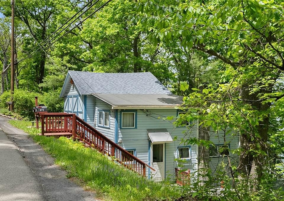 1st image of 875 Taughannock Blvd
