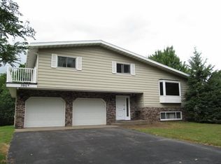 3910 Pine Cone Ln, Wausau, WI 54403