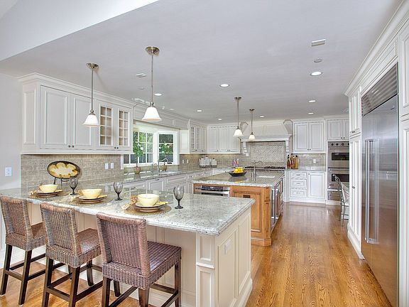 5th image of 84 Greenoaks Dr