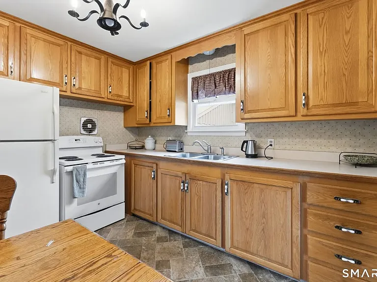 12 Pickerel Cove Trl — Photo 1