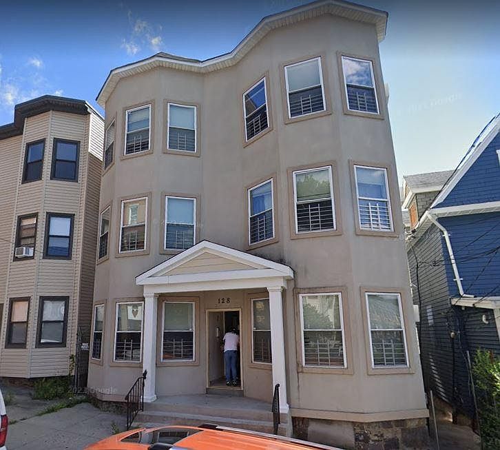 1st image of 128 Morningside Ave