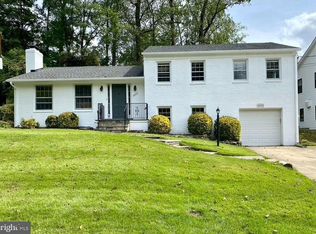 6825 Millwood Rd, Bethesda, MD 20817