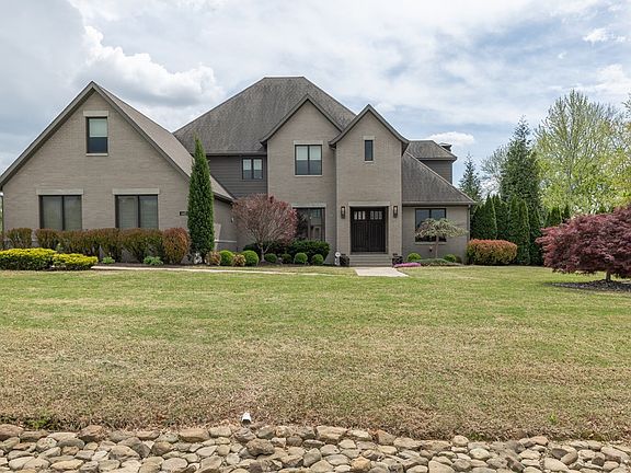 4th image of 4415 E Mint Blvd