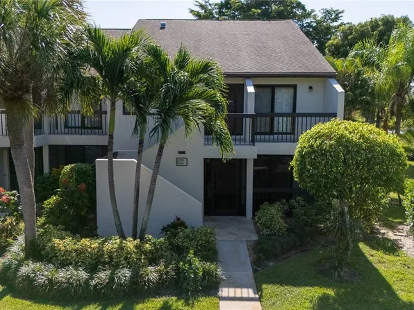 1802 Kings Lake Blvd APT 105, Naples, FL 34112