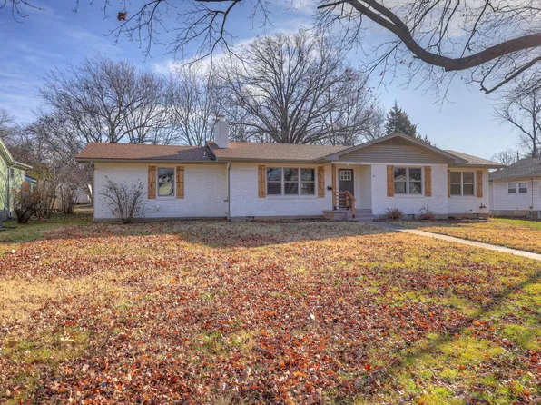 1620 S Main Street, Carthage, MO 64836