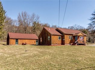 Lindsay Rd, Zelienople, PA 16063