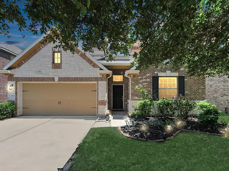 20626 Bandrock Ter — Photo 38
