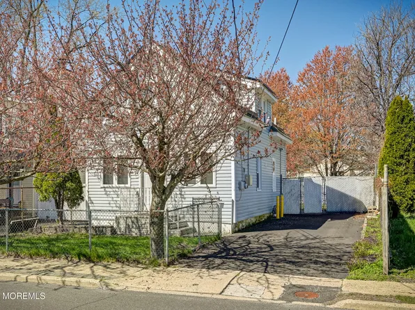 81 Ocean Avenue, North Middletown, NJ 07748