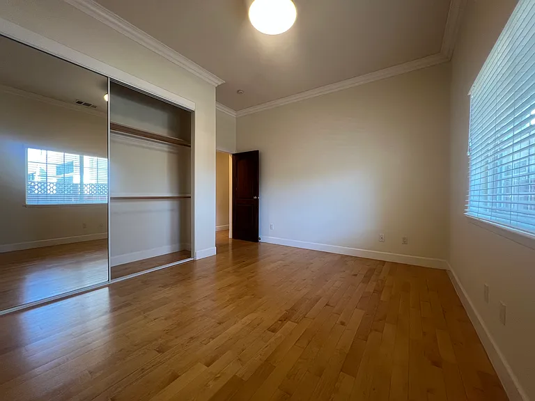 343 Franklin St — Photo 14