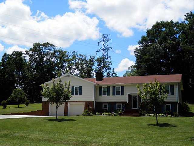 1st image of 1614 Walnut Dr