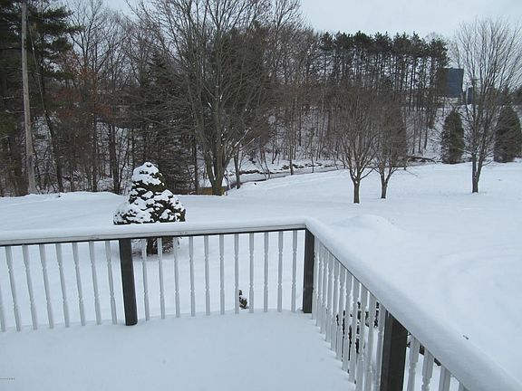3rd image of 12321 Crockery Creek Dr