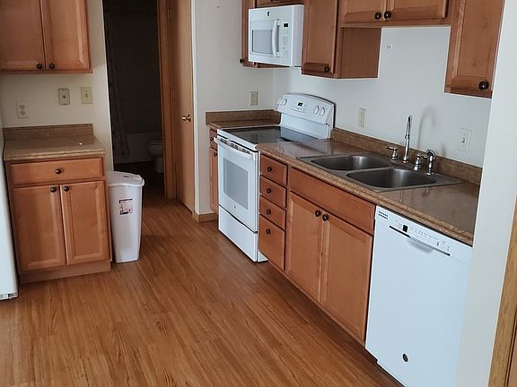 2nd image of 1418 Sorenson Ln APT 7