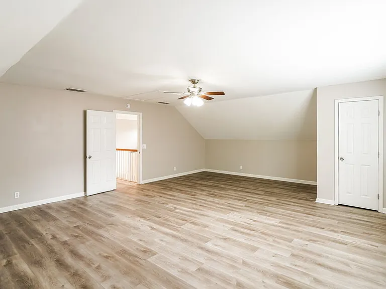 1212 Orchard Mountain Ct — Photo 14