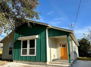 2734 Gay St, Dallas, TX 75210