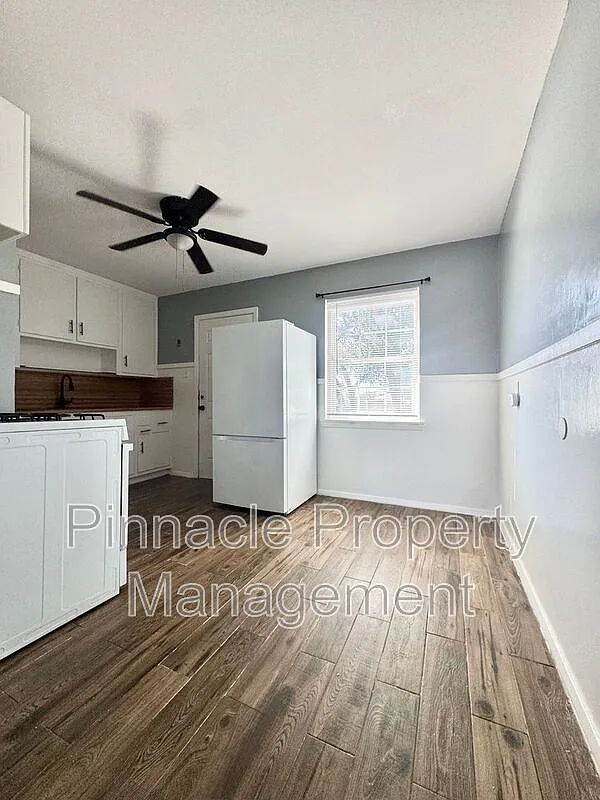 2 bed, 1.0 bath, 800 sqft, $850 — Photo 3