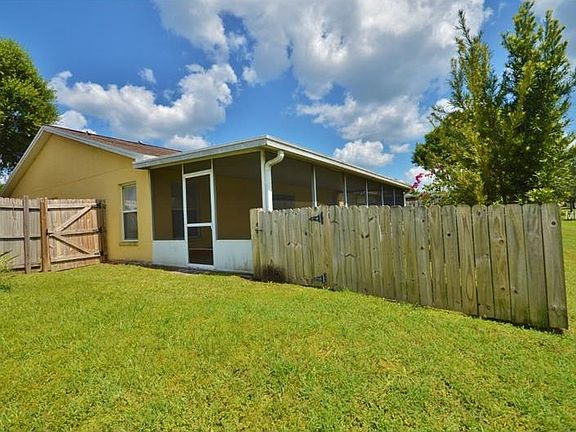3rd image of 11219 Bramblebrush St