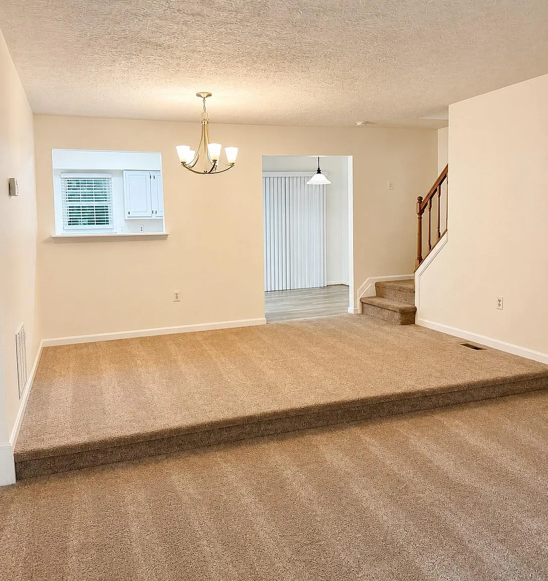4 bed, 3.5 bath, 1992 sqft, $2,750 — Photo 4