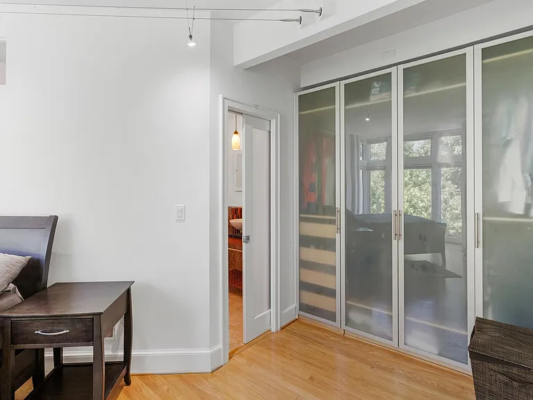 2131 10th St NW #3 — Photo 39