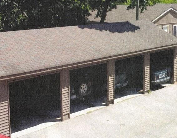 2nd image of 3528 Walnut St