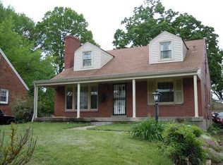 8216 Whipps Mill Rd, Lyndon, KY 40222