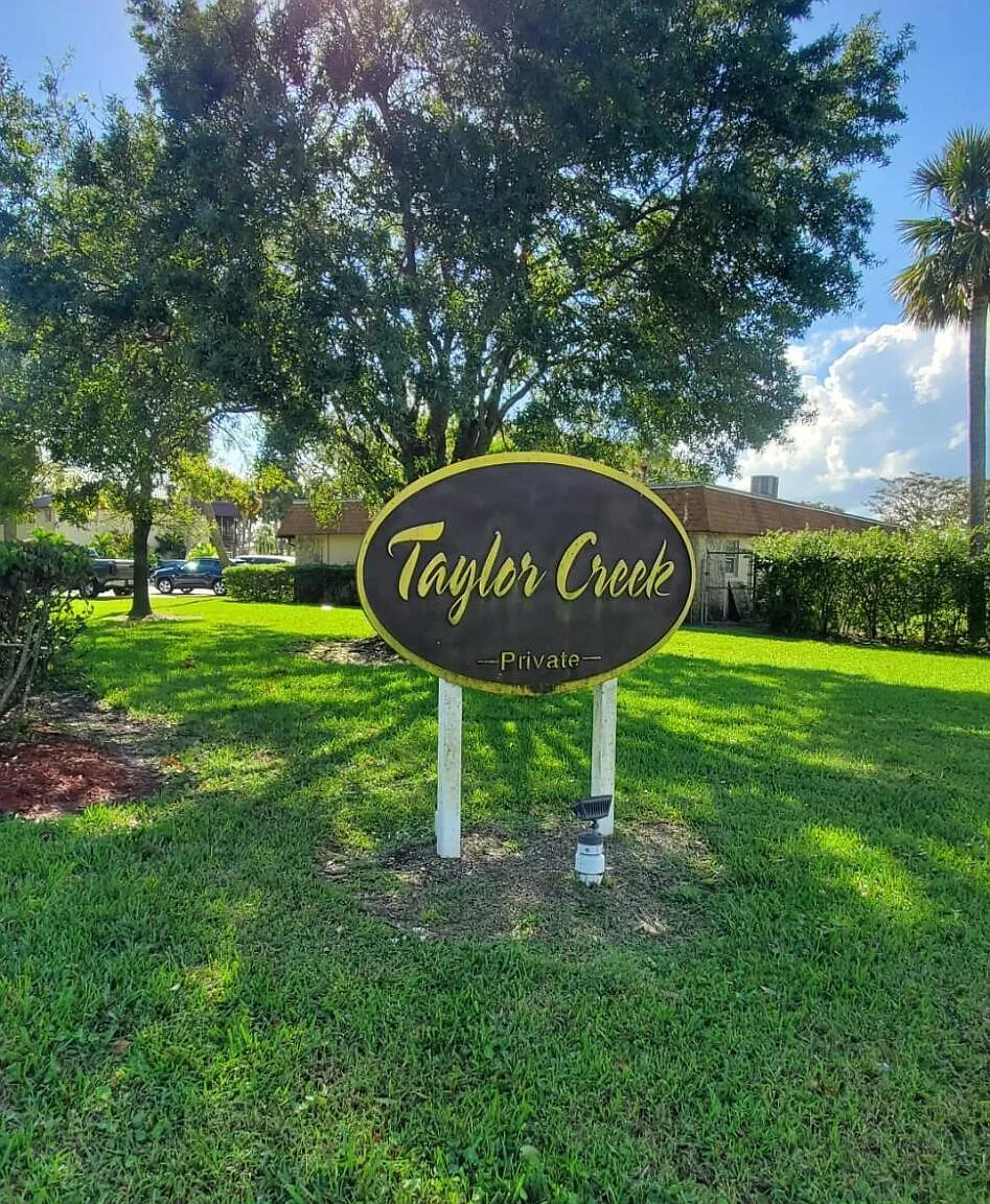 2 bed, 2.0 bath, 1040 sqft, $1,800 — Photo 1