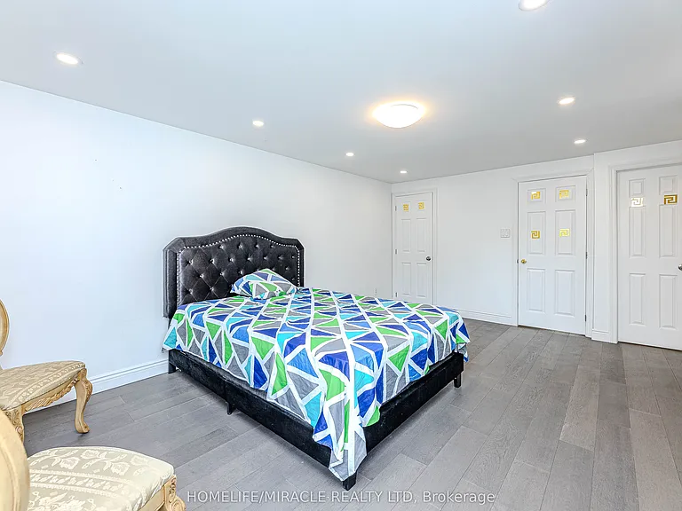 851 Bennett Ct — Photo 24